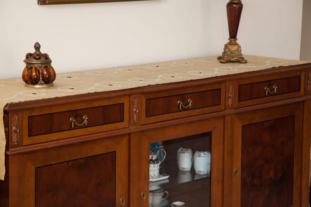 Sophisticated 2-bedroom Retreat In Petroupoli * Athen