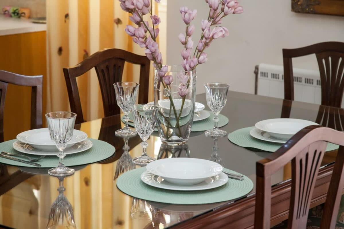 Sophisticated 2-bedroom Retreat In Petroupoli * Athen
